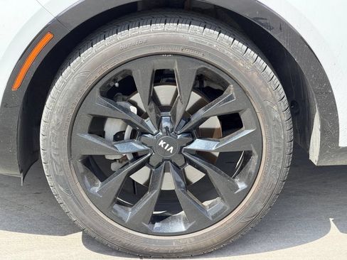 Used 2021 Kia Sorento SX FWD image 13