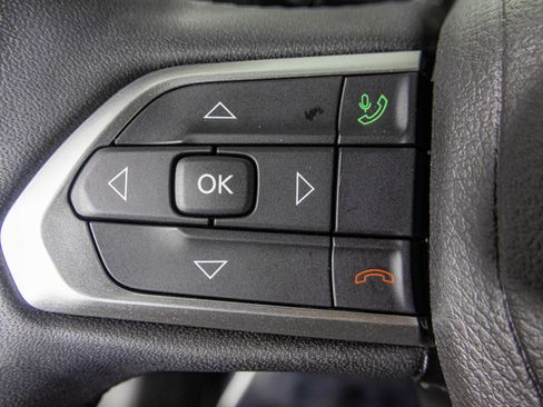 Used 2023 Jeep Compass Limited AWD/4WD image 31