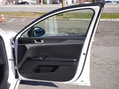 Used 2023 Kia K5 GT-Line w/ GT-Line Premium Package image 23