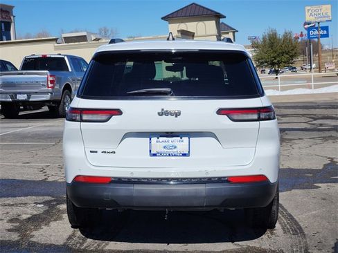 Used 2021 Jeep Grand Cherokee L Laredo image 6