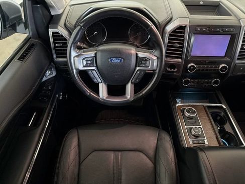 Used 2019 Ford Expedition Platinum AWD/4WD image 24