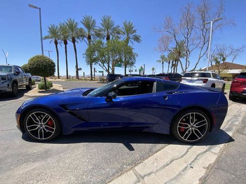 Used 2017 Chevrolet Corvette Stingray Coupe RWD image 4