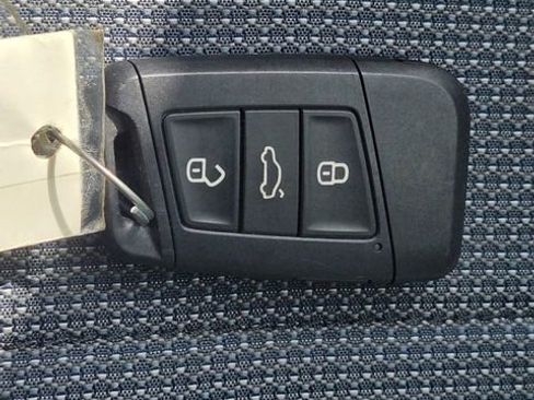 Certified 2025 Volkswagen Taos S image 21