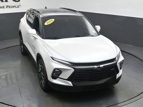 Used 2024 Chevrolet Blazer RS w/ Enhanced Convenience Package FWD image 47