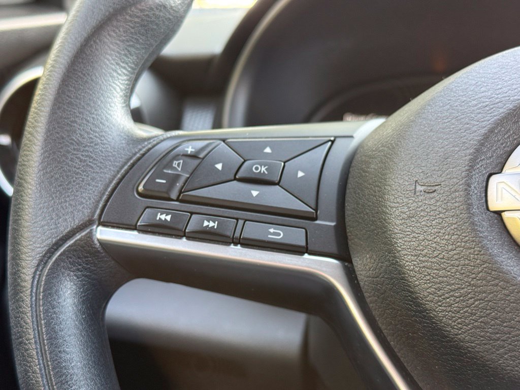Used 2023 Nissan Kicks SV FWD image 16