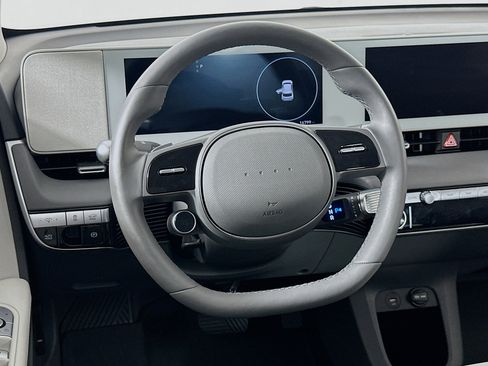 Used 2024 Hyundai Ioniq 5 SEL RWD image 18