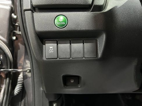 Used 2015 Honda Fit EX image 19