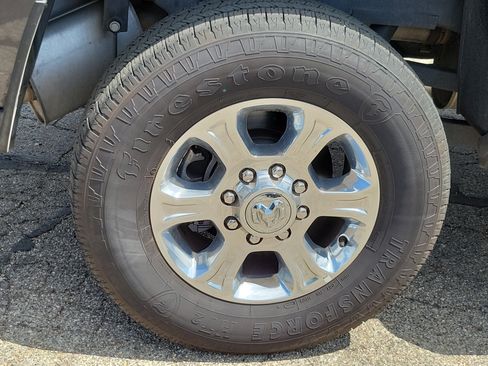 Used 2025 RAM 2500 Big Horn AWD/4WD image 5
