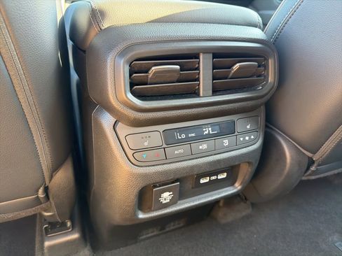 Certified 2023 Honda Pilot Elite image 39