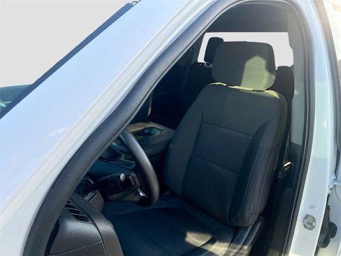 Used 2023 Chevrolet Silverado 2500 Custom w/ Custom Convenience Package image 19