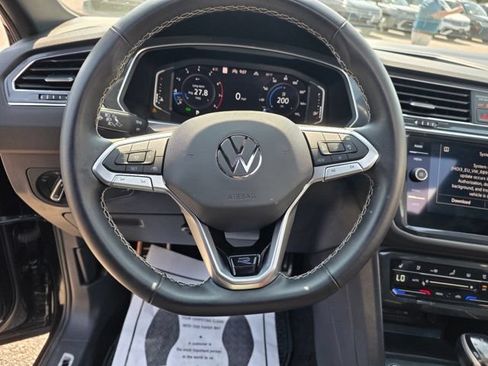 Certified 2023 Volkswagen Tiguan SEL R-Line AWD/4WD image 20