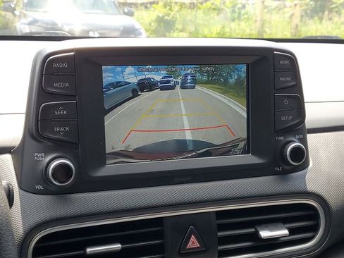 Used 2018 Hyundai Kona SE FWD image 21