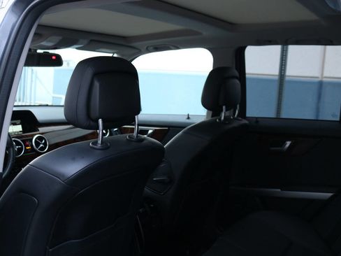 Used 2015 Mercedes-Benz GLK 350 GLK 350 4MATIC AWD 4dr SUV image 14