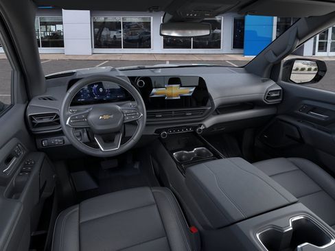 New 2026 Chevrolet Silverado EV LT image 25