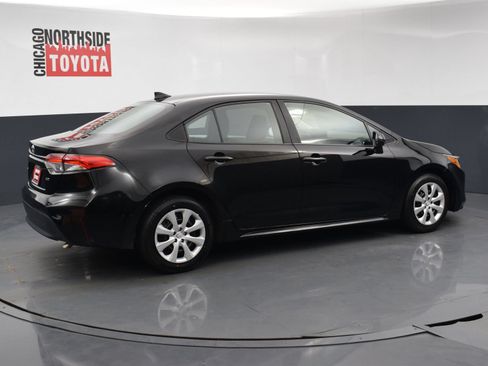 Used 2024 Toyota Corolla LE FWD image 4