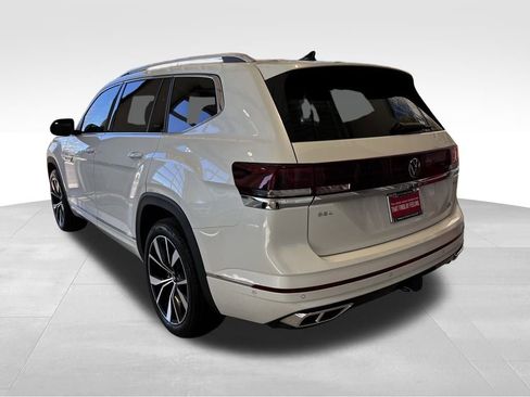 Used 2025 Volkswagen Atlas SEL Premium R-Line image 4