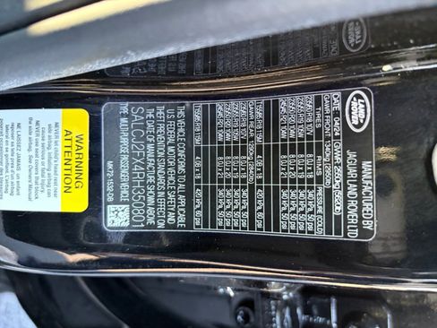 Used 2024 Land Rover Discovery Sport S image 39