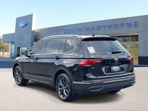 Used 2023 Volkswagen Tiguan SE FWD image 4