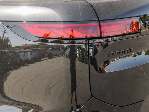 New 2026 Land Rover Range Rover Sport Dynamic SE AWD/4WD image 11