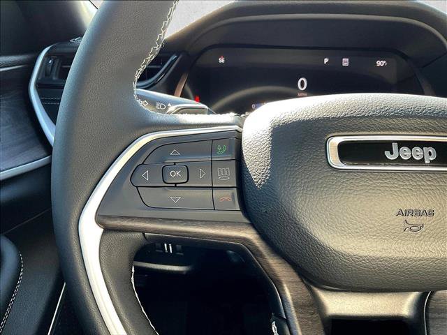 New 2026 Jeep Grand Cherokee L Limited AWD/4WD image 17
