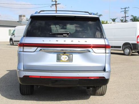Used 2024 Lincoln Navigator Black Label AWD/4WD image 4