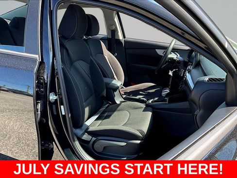 Used 2024 Kia Forte LXS FWD image 35