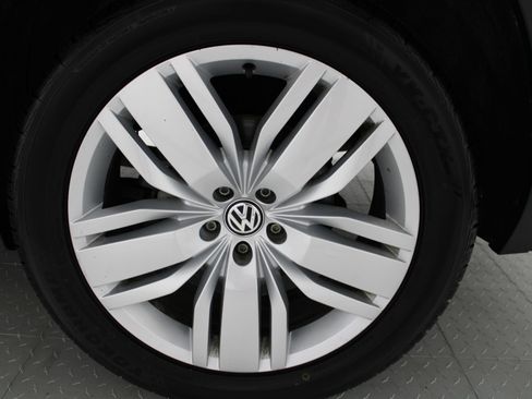 Used 2018 Volkswagen Atlas SEL Premium AWD/4WD image 8