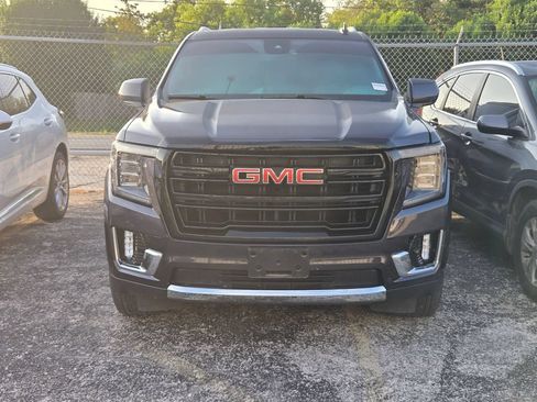 Used 2023 GMC Yukon SLT RWD image 2