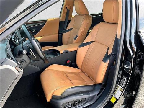 Used 2024 Lexus ES 300h w/ Technology Package FWD image 27
