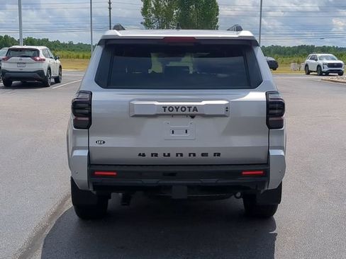 Used 2025 Toyota 4Runner TRD Sport Premium AWD/4WD image 4