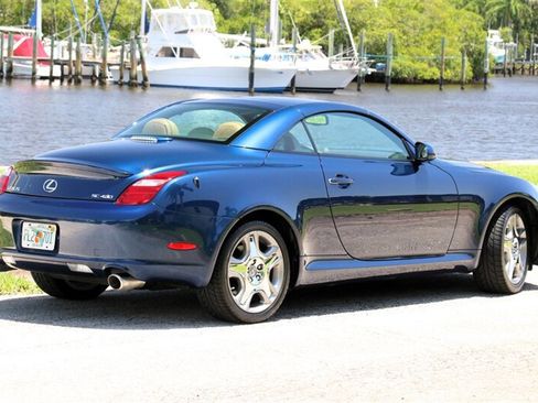 Used 2006 Lexus SC 430 Convertible RWD image 2