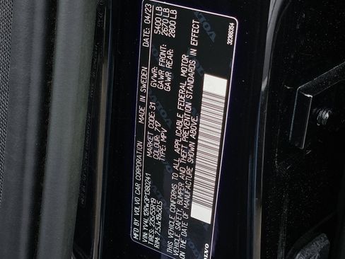 Certified 2023 Volvo XC60 B5 Plus w/ Climate Package AWD/4WD image 27