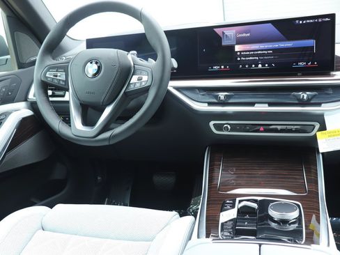New 2026 BMW X5 xDrive40i w/ Climate Comfort Package AWD/4WD image 31
