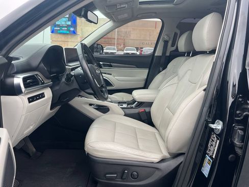 Used 2021 Kia Telluride EX w/ EX Premium Package AWD/4WD image 11