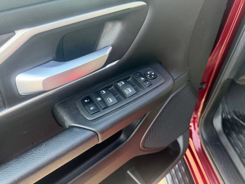 Used 2023 RAM 1500 Big Horn AWD/4WD image 14