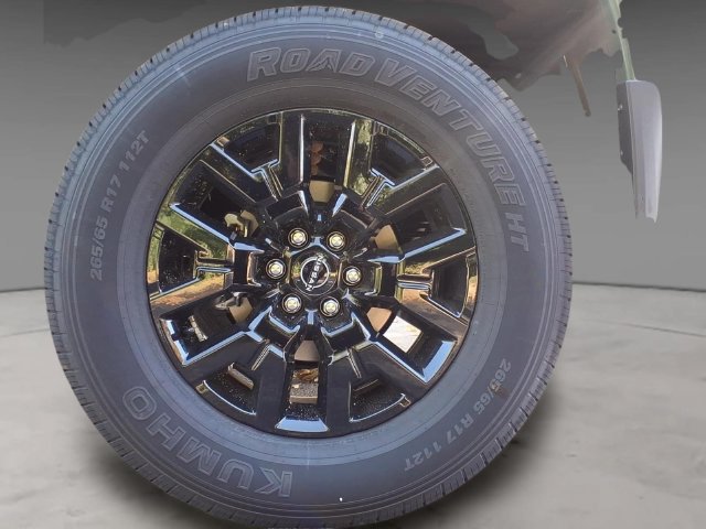 New 2027 Nissan Frontier SV w/ SV Convenience Package AWD/4WD image 11