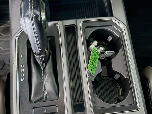 Used 2018 Ford F150 Raptor w/ Equipment Group 802A Luxury image 25