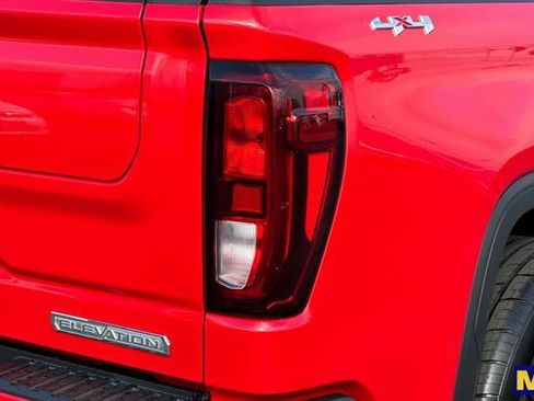 Used 2022 GMC Sierra 1500 Elevation w/ Preferred Package image 33