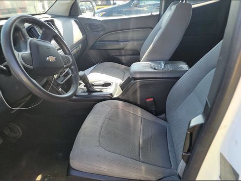 Used 2016 Chevrolet Colorado W/T w/ WT Convenience Package AWD/4WD image 5