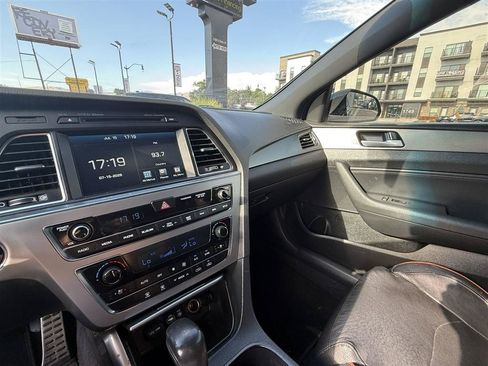 Used 2015 Hyundai Sonata Limited 2.0T FWD image 14
