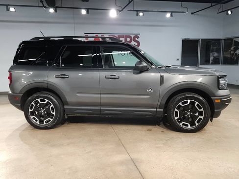 Used 2024 Ford Bronco Sport Outer Banks w/ Tech Package AWD/4WD image 8