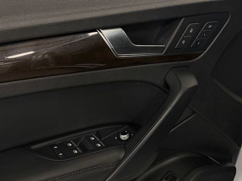 Used 2019 Audi Q5 2.0T Premium Plus image 14