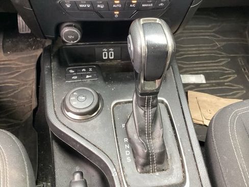 Used 2021 Ford Ranger XLT w/ Equipment Group 301A Mid AWD/4WD image 31