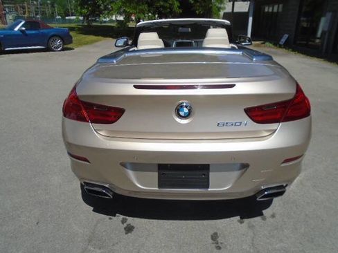 Used 2012 BMW 650i xDrive Convertible w/ Premium Sound Pkg AWD/4WD image 5
