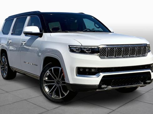 Used 2022 Jeep Grand Wagoneer Series III w/ HD Trailer Tow Package image 2