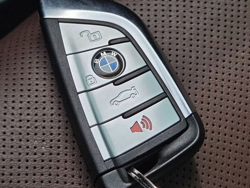 Used 2022 BMW X5 xDrive40i w/ M Sport Package AWD/4WD image 44