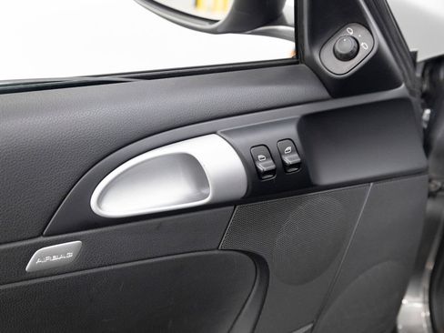 Used 2010 Porsche Boxster S RWD image 15