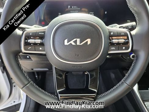Certified 2025 Kia Sorento S image 22