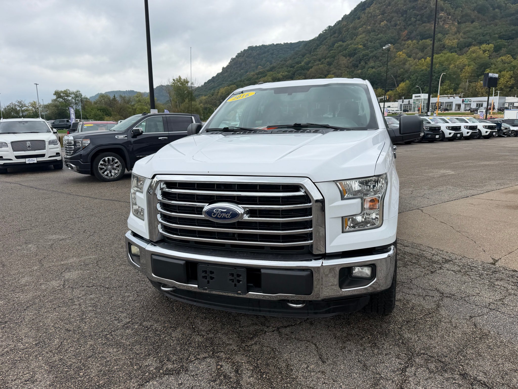 Used 2016 Ford F150 XLT w/ Equipment Group 302A Luxury AWD/4WD image 2