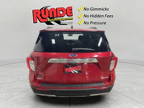 Used 2021 Ford Explorer XLT w/ Equipment Group 202A AWD/4WD image 4